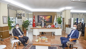 Başkan Özkan, sağlık çalışanlarına teşekkür etti