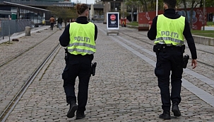 Danimarka kısıtlamaları 3 hafta daha uzattı