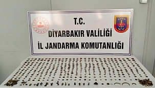 Diyarbakır'da 695 eser ele geçirildi 