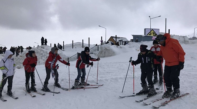Haydi, çocuklar Uludağ’a
