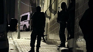 HDP Esenyurt ilçe binasına operasyon 