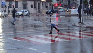 İnegöl'de kar yağışı kısa sürdü 