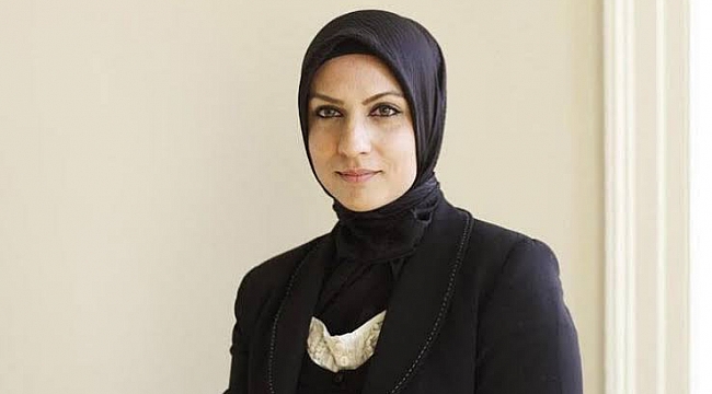 İngiltere’de ilk kez başörtülü bir kadın hakim oldu