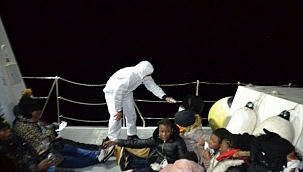 İzmir'de 21 düzensiz göçmen kurtarıldı