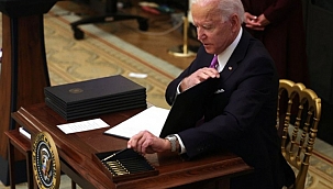 Joe Biden'ın saati tartışma yarattı 