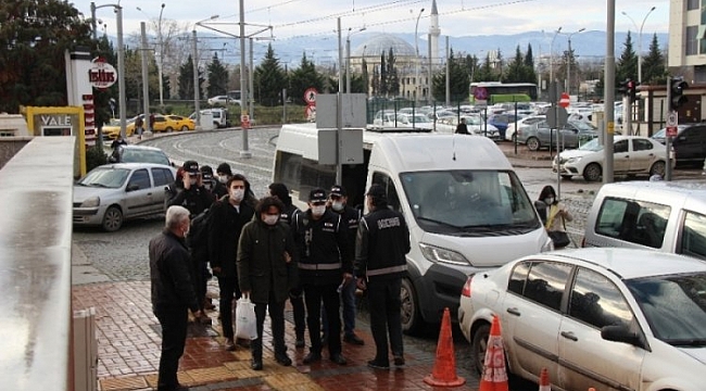 Kocaeli'de FETÖ şüphelileri adliyeye sevk edildi