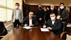 Mustafakemalpaşa'da toplu iş sözleşmesinde imzalar atıldı