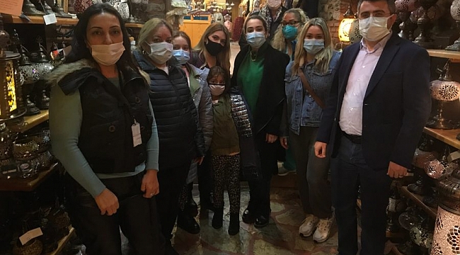 Turistlere Başkan Yılmaz'dan sürpriz