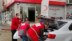 Türk Kızılay'ına Bursalılardan büyük destek 