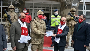 Yıldırım'dan yazılan mektuplar Mehmetçiğe ulaştı