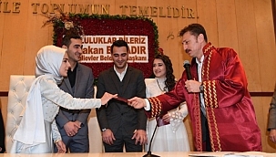 14 Şubat'ta nikah kıydırmak isteyen çiftlere pandemi şoku 