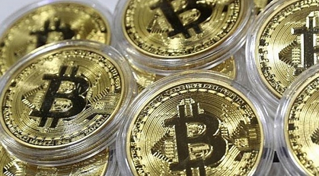 Bitcoin'de yeni zirve 56 bin 425 dolar