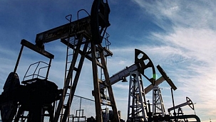 Brent petrolün fiyatı 57,84 dolar 