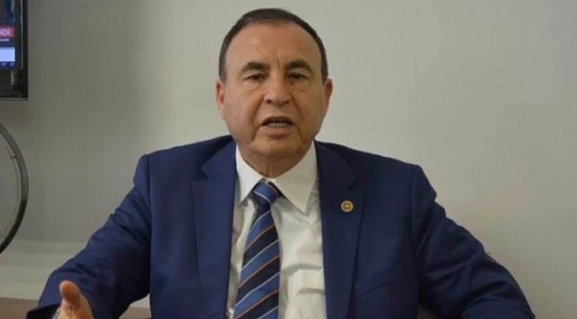Demirel'den Bakan Selçuk'a mektup
