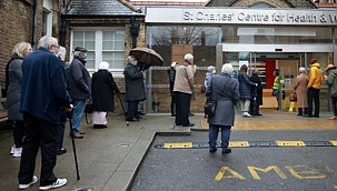 İngiltere aşılama hedefini tutturdu 