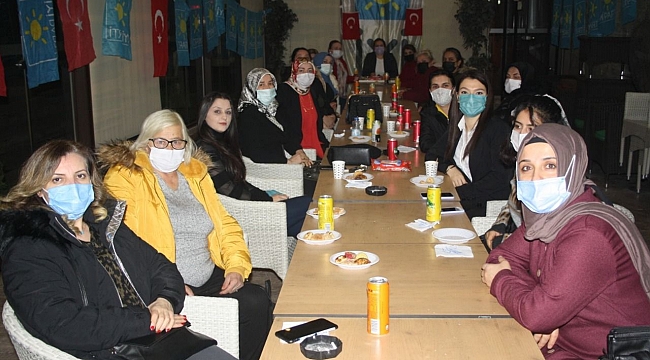 İYİ Partili kadınlar 2021 yılını konuştular
