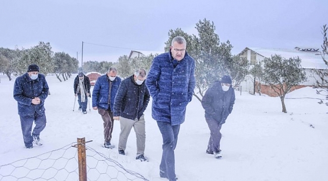 Karacabey Belediyesi'nden kar mesaisi