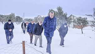 Karacabey Belediyesi'nden kar mesaisi