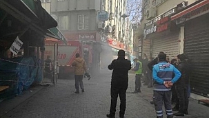 Mahalle sakinlerini sokağa döken yangın! 