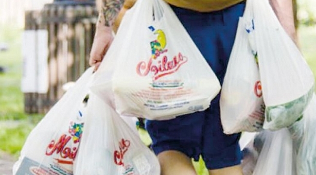 Plastik poşette büyük düşüşb