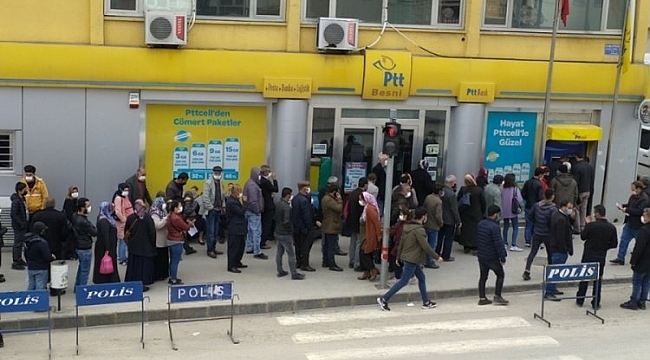 PTT şubesi önünde korkutan görüntü