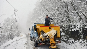 Yıldırım'da yoğun kar mesaisi 