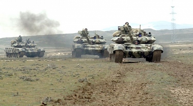 Azerbaycan'dan dev askeri tatbikat