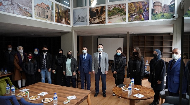 ''Dokunmadık gönül, çalınmadık kapı bırakmayacağız''