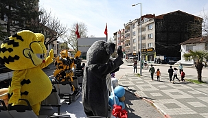 23 Nisan coşkusu İnegöl'ü sarıyor