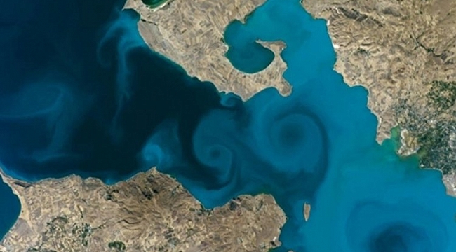 Başkan Aktaş Van Gölü için çağrı yaptı