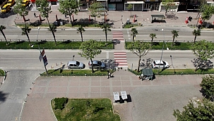 Bursa sokaklarında sessizlik hakim