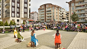 Büyükşehir'den çocuklara tiyatro gösterisi