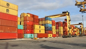 Dış ticaret açığı azaldı 