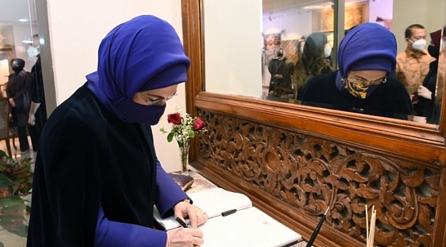 Emine Erdoğan'dan Umman Sultanının eşine mektup