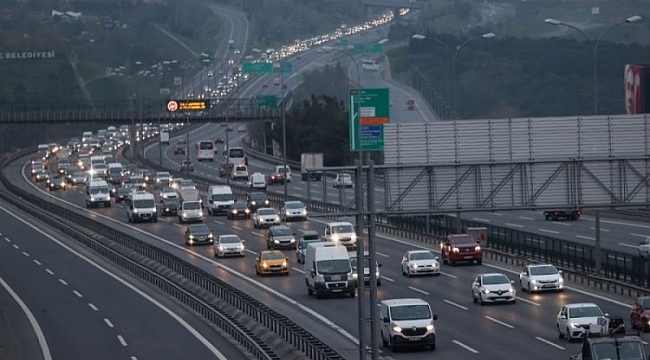 İstanbul'da 'tam kapanma' öncesinde kaçış trafiği