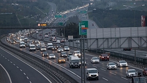 İstanbul'da 'tam kapanma' öncesinde kaçış trafiği 
