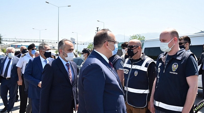 Bursa'da görev başındaki personel bayramda unutulmadı