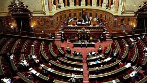 Fransa'da generaller iç savaş uyarısı verdi 