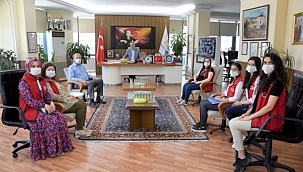 Karacabey'de ihtiyaç sahiplerine şartsız destek 