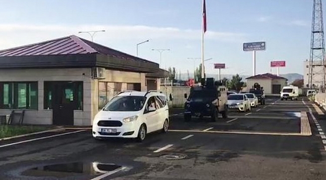 Kars ve Adana'da terör operasyonu