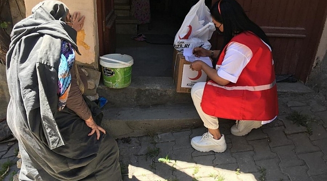 Türk Kızılayı Mudanya 150 aileye yardım ulaştırdı