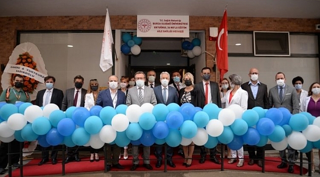 Akademisyenlerin hizmet verdiği ilk aile sağlığı merkezi açıldı