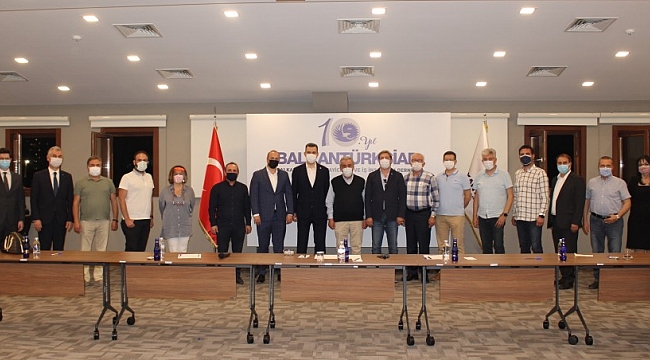 BALKANTÜRKSİAD, Bursa Milletvekili Esgin'i ağırladı