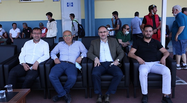 Büyükşehir Belediyespor pistte rakip tanımıyor