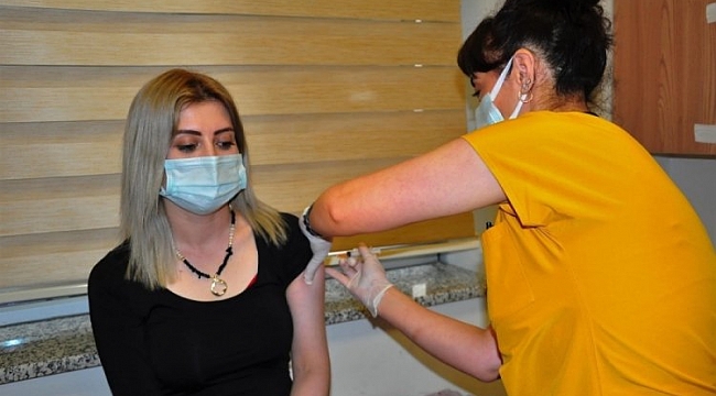 İzmir'de toplam 2 milyon 150 bin doz aşı yapıldı