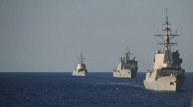 ABD Donanması’nda ilk kez kadın asker NSWC’ye girdi