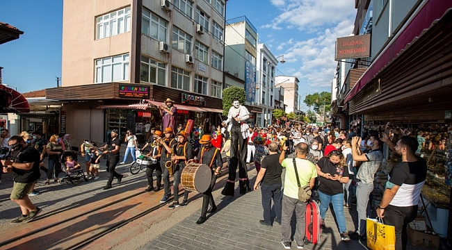 Bursa sokakları sanatla can buldu!