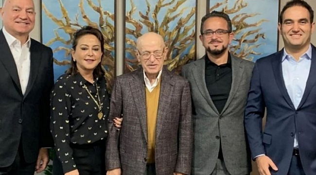 İş insanı Şevket Sabancı hayatını kaybetti