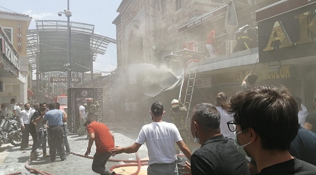 Koza Han ve Kapalıçarşı'da yangın