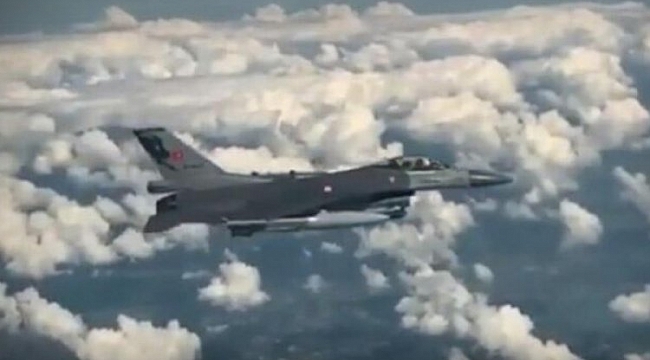 Polonya'da Türk jetleri havalandı!